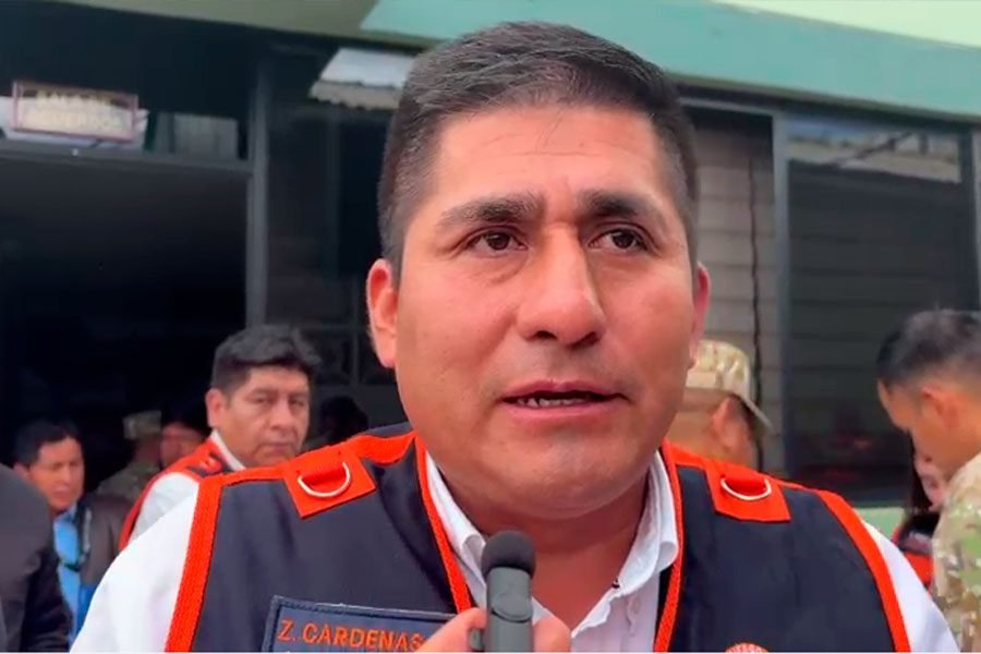 Cárdenas defiende endeudamiento de S/ 300 millones bajo la consigna de "obras o parálisis"