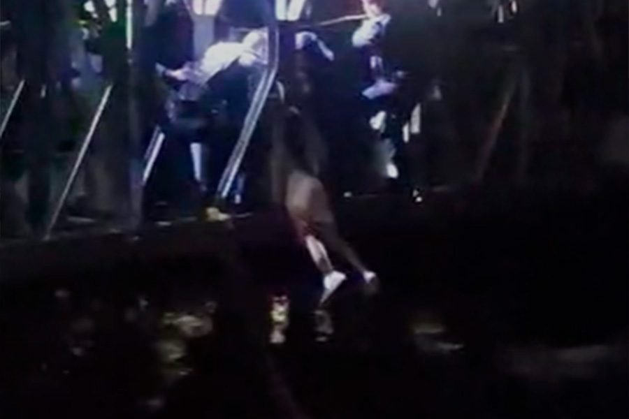 Huancayo: Agentes salvan a joven que intentó lanzarse del Puente Comuneros