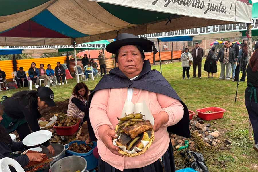 25 años de Alicia Pupialli conservando la pachamanca tradicional