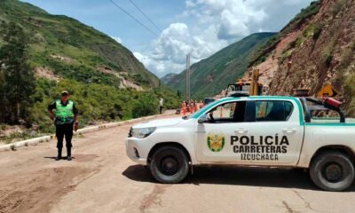 URGENTE: Bloqueo total en la vía La Oroya - Ayacucho por derrumbe de gran magnitud