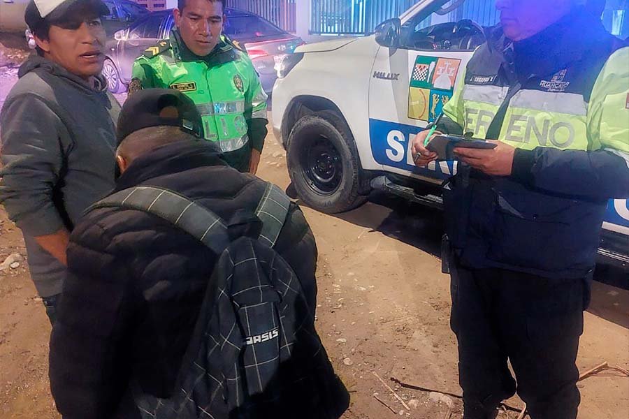 Huancayo: Serenos auxilian a anciano de 93 años que se perdió tras salir a buscar comida