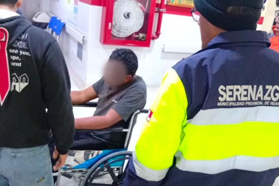 Joven termina hospitalizado tras violento intento de asalto a la salida de una discoteca