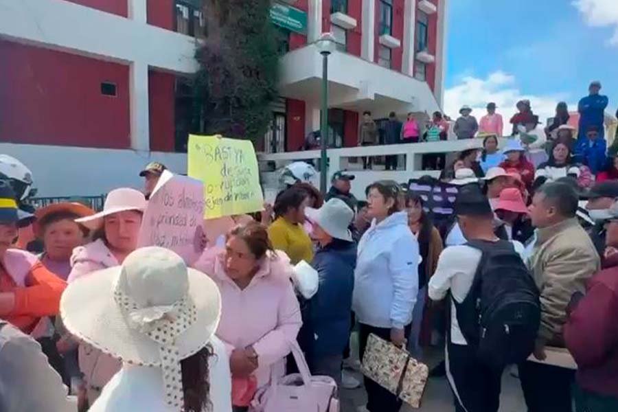 Entre gorgojos y promesas: El clamor de las madres de Huancayo por alimentos dignos