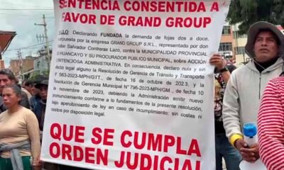 Caos en Huancayo: Transportistas se encadenan y exigen salida de Gerente de Tránsito