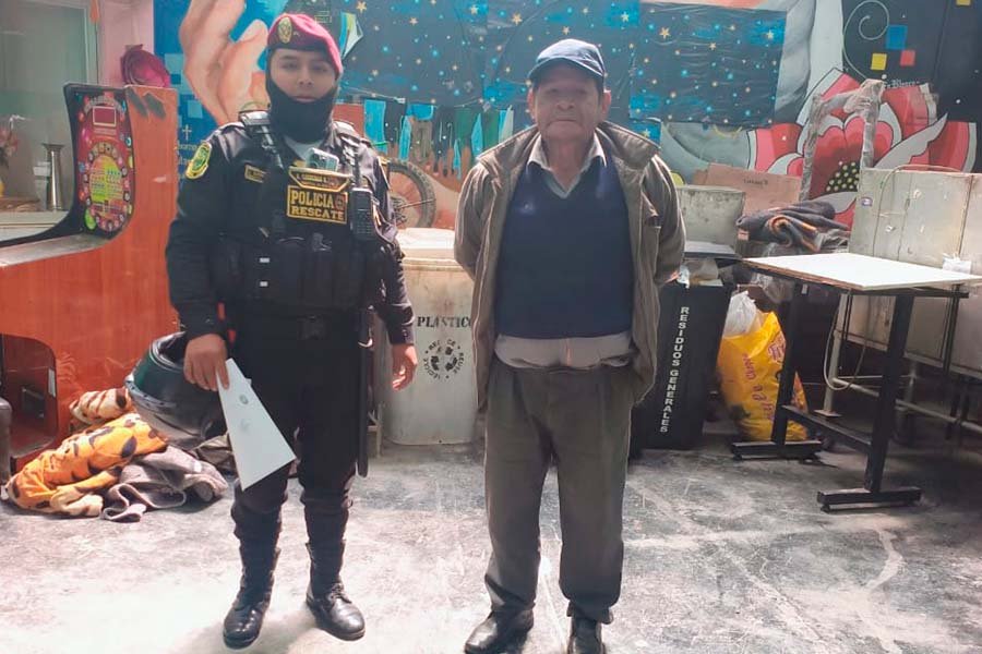 Detienen a conductor de 73 años tras dar positivo en examen de alcoholemia