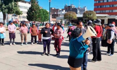 Pobladores de Llamus Auquimarca protestan en la Municipalidad de Huancayo por falta de transporte