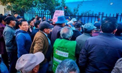 Vecinos protestan frente a SEDAM Huancayo y rechazan instalación de medidores