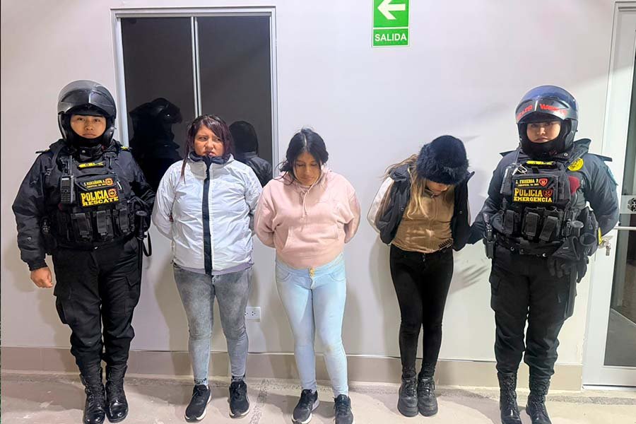 Policía detiene a tres mujeres acusadas de tentativa de robo agravado y lesiones en el centro de la ciudad