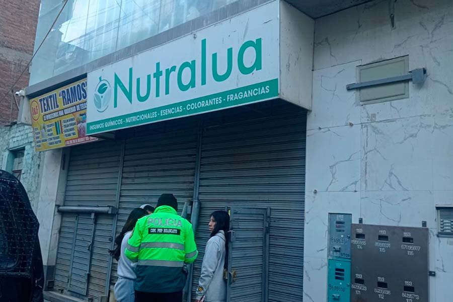Delincuentes roban S/ 17 mil y una laptop de tienda "Nutralua" tras forzar el ingreso