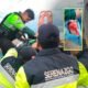 Motociclista resulta herido tras accidente con una miniván en la avenida San Carlos