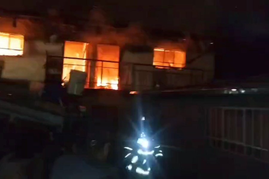 Serenazgo de Chilca y Bomberos controlan incendio en vivienda del barrio de Puzo
