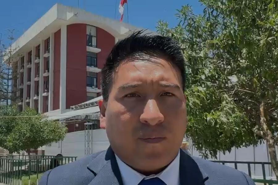 Regidor Elio Laureano pedirá explicaciones a Dennys Cuba por reunión con candidato Arnoldo Mallma