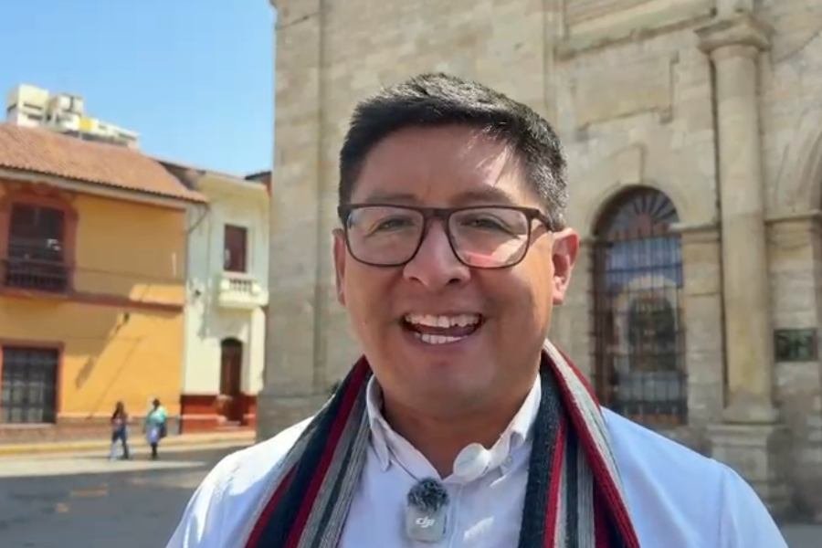 Miguel Álvarez arremete contra Arnoldo Mallma y denuncia presunto plagio de eslogan político